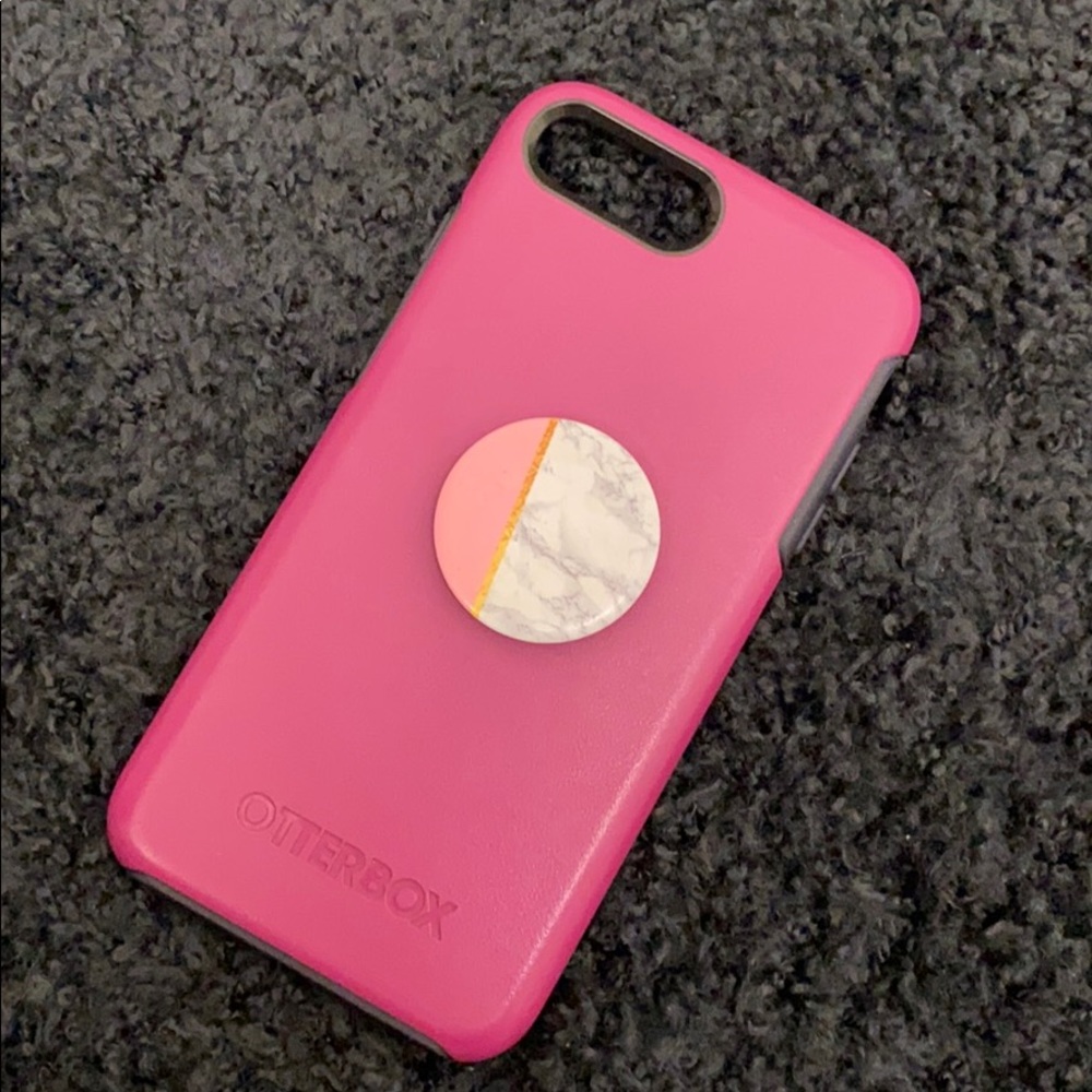 OtterBox iPhone 8 Plus case & PopSocket